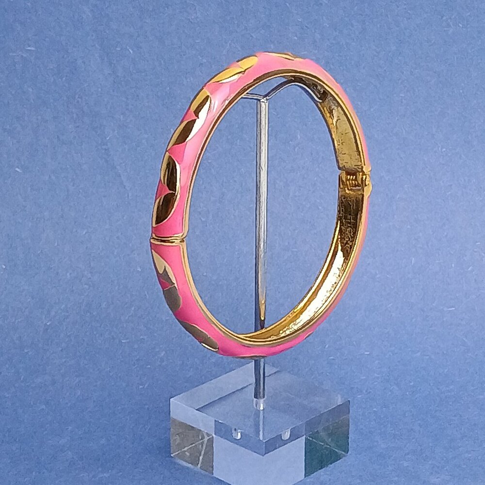 Abstract Geo Leaf Pattern Pink Enamel Hinge Bangle Skinny Bracelet Gold Tone